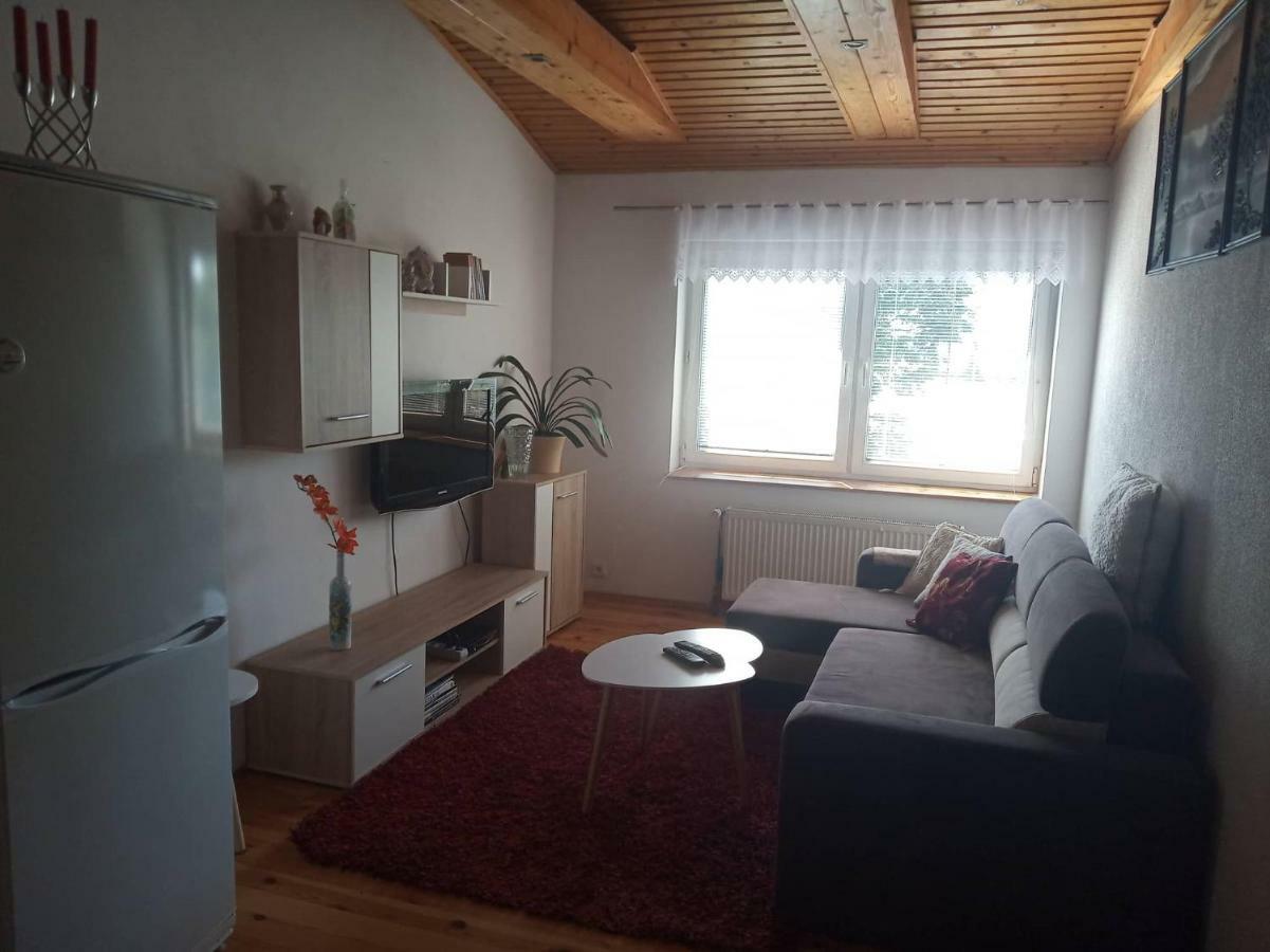 Apartman Ala Poprad Bagian luar foto